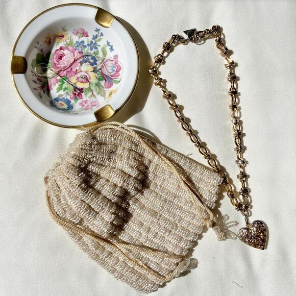 Handbags - cream vintage beaded‎ purse